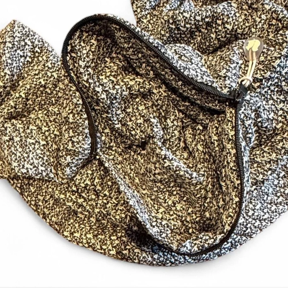 Sholdit Convertible Infinity Scarf Black Speckle Pocket